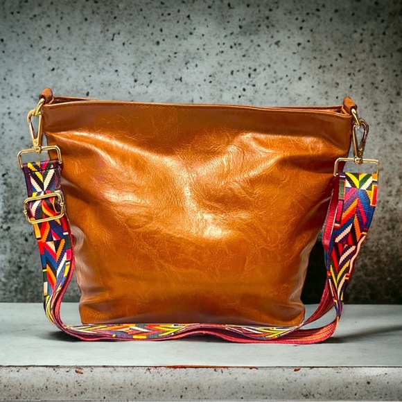 Cognac Brow Bag Adjustable Straps - Picture 1 of 4